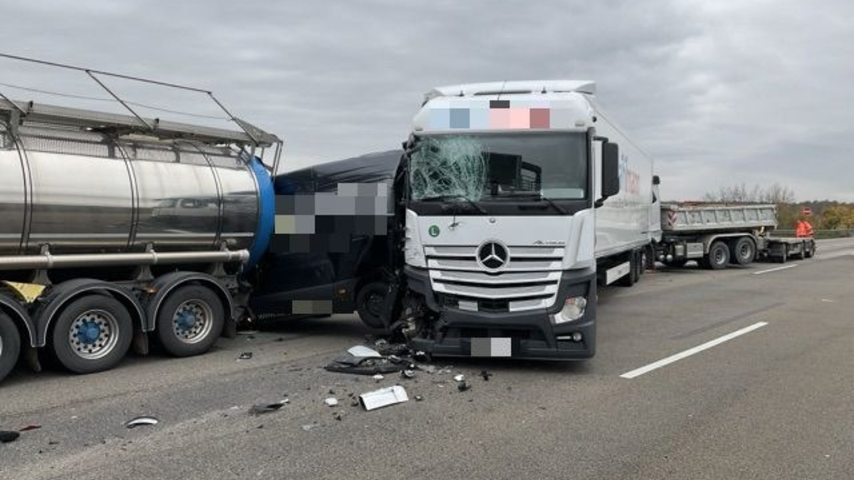 POL-OF: Autobahnpolizei im Dauereinsatz: Mehrere Unfälle auf der A3: Zwei Schwerverletzte, enorme Sachschäden, eine Festnahme und Zeugen gesucht - Foto: presseportal.de