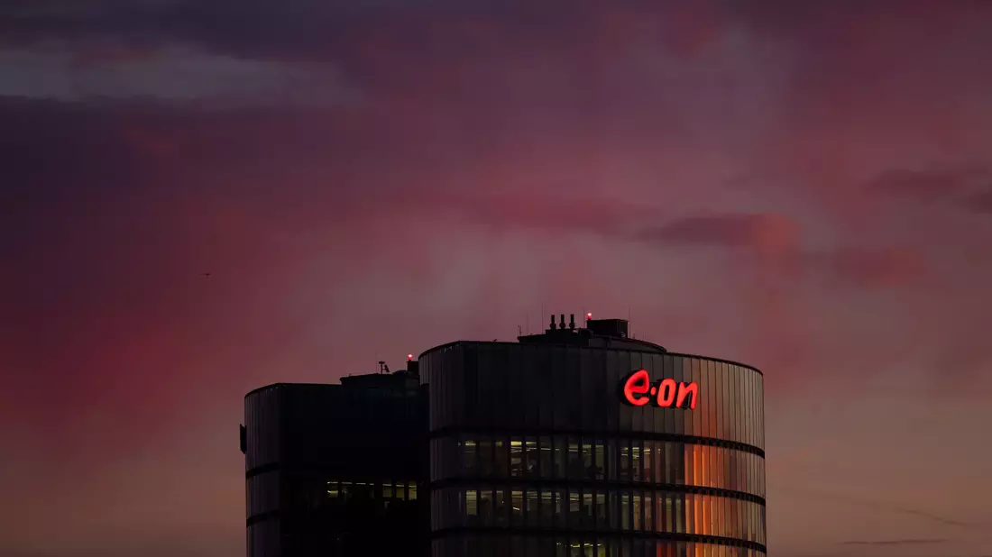 Der Energiekonzern Eon hat in den ersten drei Quartalen unterm Strich schon 2,2 Milliarden Euro verdient. (Archivbild) - Bild: Rolf Vennenbernd/dpa