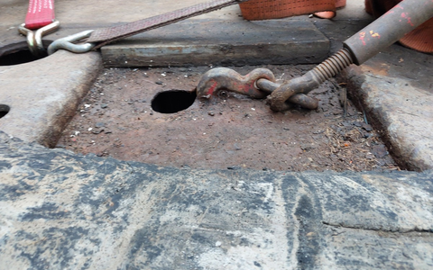 POL-KI: 241114.1 Kiel: Schwertransport aufgrund erheblicher Mängel stillgelegt - Foto: presseportal.de