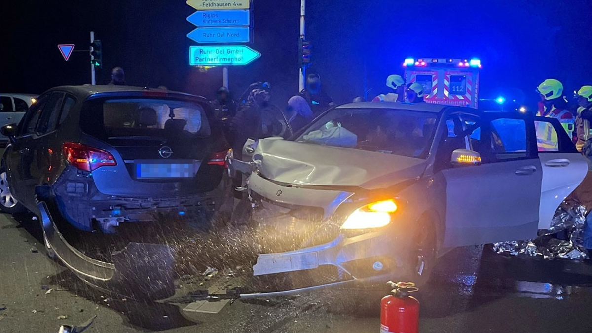POL-GE: Unfall mit mehreren Verletzten in Scholven - Foto: presseportal.de