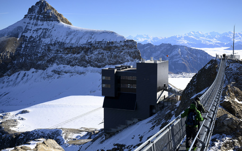 Stararchitekt Mario Botta hat das Gebäude neu mit mehr Brandschutz und hoher Energieeffizienz ausgestattet. - Foto: Laurent Gillieron/KEYSTONE/dpa