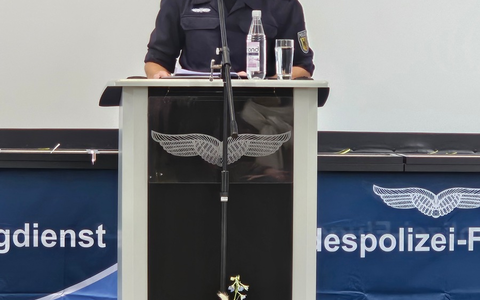 BPOLD 11: Mission Completed: Lizenzübergabe an die Absolventen des 43. Ausbildungslehrgangs für Pilotinnen und Piloten des Bundes und der Länder - Foto: presseportal.de