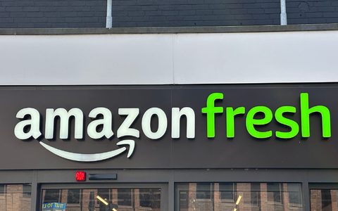 Das 2017 gestartete Angebot «Amazon Fresh» konnte bisher von Kunden in Berlin, München und Hamburg genutzt werden. (Archivbild) - Foto: Benedikt von Imhoff/dpa
