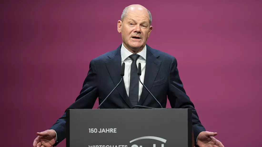 Olaf Scholz verspricht, gegen Sozialabbau einzutreten. - Bild: Hannes P. Albert/dpa