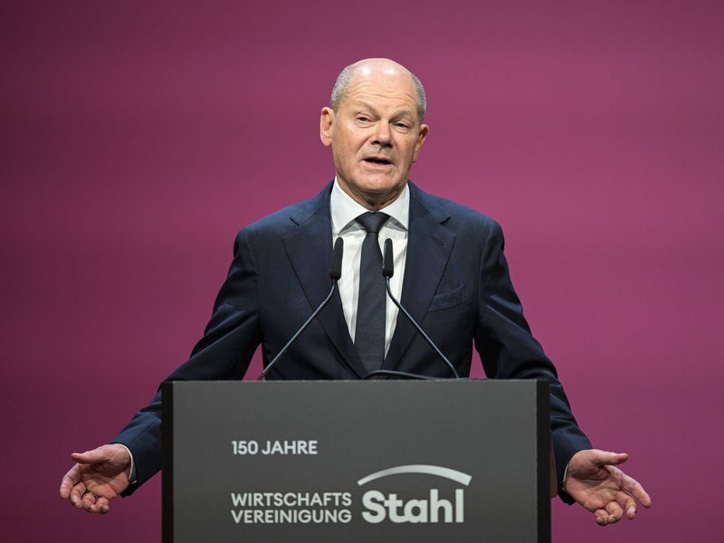 Olaf Scholz verspricht, gegen Sozialabbau einzutreten. - Foto: Hannes P. Albert/dpa