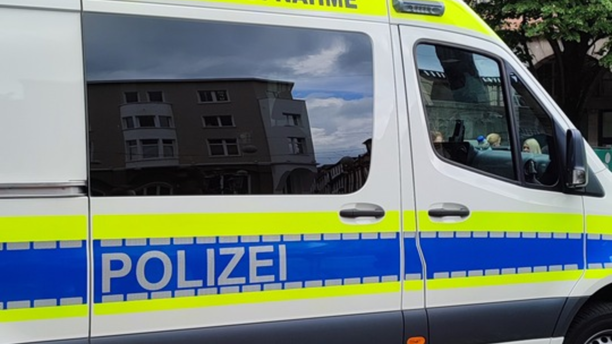 POL-W: W/RS/SG Vorstellung des Verkehrsunfallaufnahmeteams Wuppertal - Einladung für Medienvertreterinnen und Medienvertreter - Foto: presseportal.de