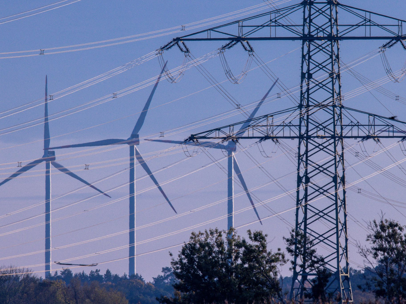 Das Verfassungsgericht entscheidet über eine wichtige Frage bei der Strompreisbremse. (Symbolbild)  - Foto: Jens Büttner/Deutsche Presse-Agentur GmbH/dpa