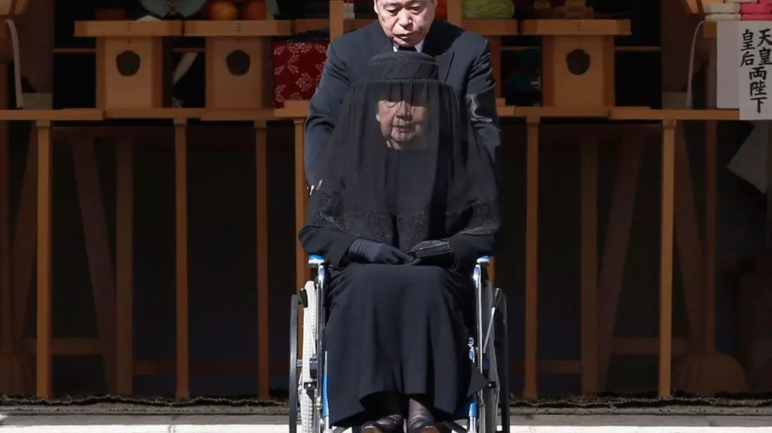 Yuriko trauerte 2016 um ihren Ehemann Mikasa. (Archivbild) - Bild: Toru Hanai/epa/dpa