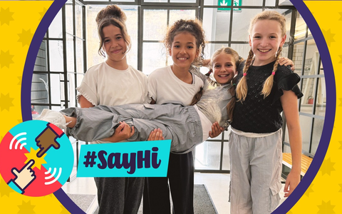 KiKA zum Internationalen Tag der Kinderrechte am 20. November 2024 / #SayHi, logo! extra, KiKA LIVE machen auf Kinderrechte aufmerksam - Foto: presseportal.de KiKA zum Internationalen Tag der Kinderrechte am 20. November 2024 / #SayHi, logo! extra, KiKA LIVE machen auf Kinderrechte aufmerksam - Foto: presseportal.de