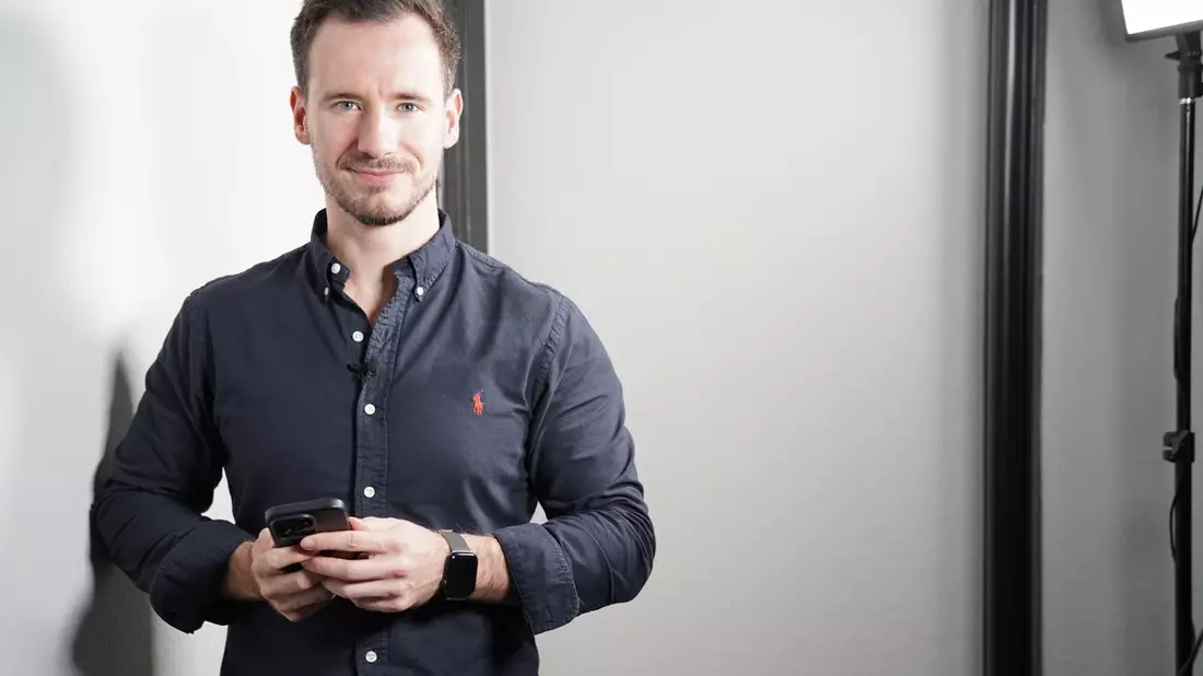 Schlank und fit durch den Advent: Daniel van den Boom verrät 5 Tipps, mit denen Sie trotz Plätzchen und Weihnachtsessen abnehmen - Bild: presseportal.de