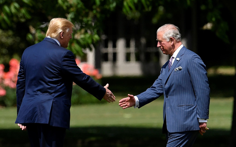 Wen König Charles (l.) trifft, entscheidet die britische Regierung. (Archivbild) - Foto: Toby Melville/PA Wire/dpa