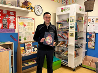 BPOL-HH: Bundesweiter Vorlesetag - Bundespolizisten sorgen fĂŒr strahlende Gesichter bei Kindern - Foto: presseportal.de