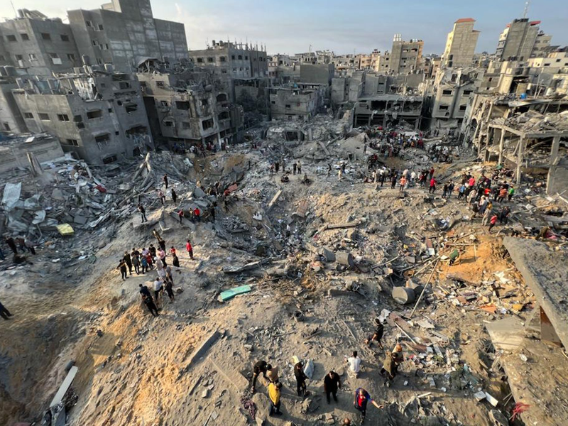Bei neuen israelischen Luftangriffen im Gazastreifen starben wieder viele Palästinenser. (Archivbild)  - Foto: Fadi Wael Alwhidi/dpa