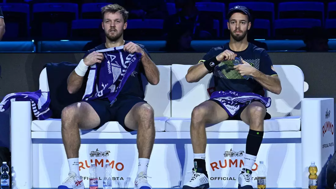 Kevin Krawietz (l) und Tim Pütz (r) stehen im Endspiel des Tennis-Saisonfinals. - Bild: Domenico Cippitelli/Ipa Sport/LiveMedia/IPA via ZUMA Press/dpa