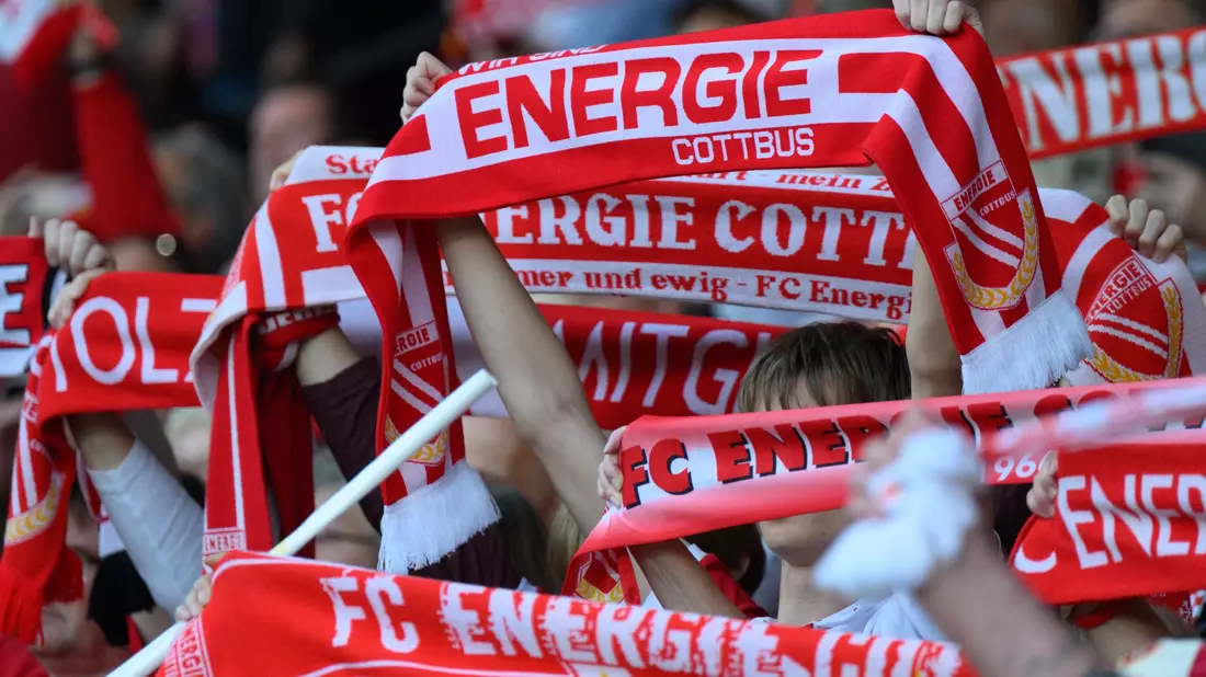 Energie Cottbus ist im Landespokal eine Runde weiter. - Bild: Robert Michael/dpa