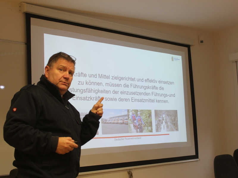 FW LK Leipzig: 1. Arbeitstreffen der Feuerwehrdrohnenstaffel des Landkreises Leipzig - Foto: presseportal.de