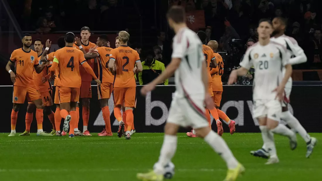 Die Niederlande gewinnen am Ende mit 4:0. - Bild: Patrick Post/AP/dpa