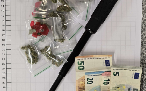 BPOL NRW: Minderjähriger mit Cannabis und Teleskopschlagstock - Bundespolizei weist auf Allgemeinverfügung hin - Foto: presseportal.de