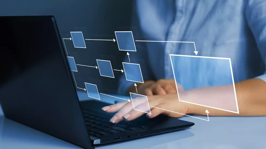 Moderne Tools erleichtern Zusammenarbeit und Organisation  - Bild: Miha Creative/Adobe Stock