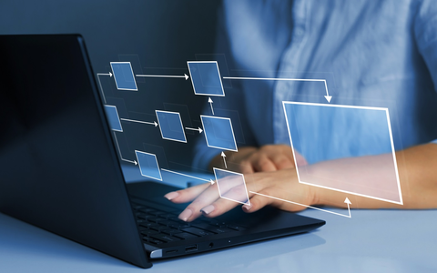 Moderne Tools erleichtern Zusammenarbeit und Organisation  - Foto: Miha Creative/Adobe Stock