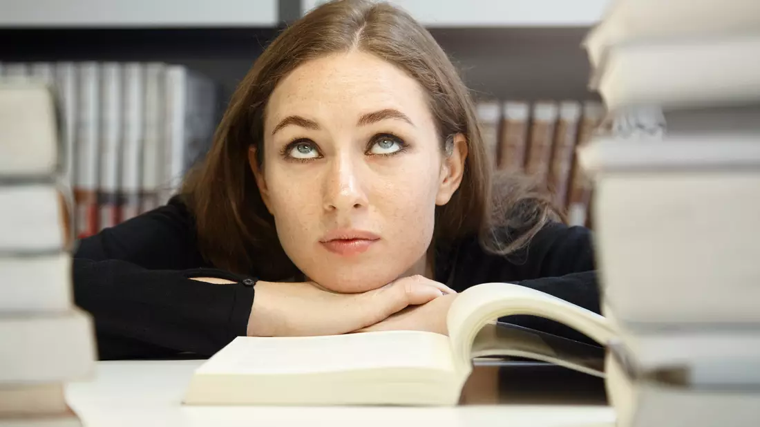 10 Ghostwriting-Missverständnisse - Bild: Ghostwriter-Buchautor über pressetext.de