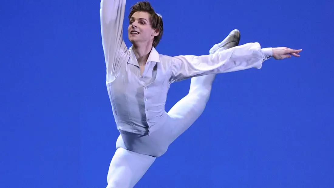 Der prominente Balletttänzer Wladimir Schkljarow ist in St. Petersburg nach Angaben des Mariinski-Theaters auf tragische Weise ums Leben kommen. (Archivbild) - Bild: Rainer Jensen/dpa