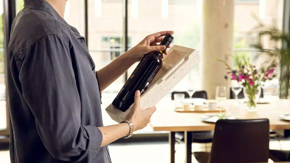 Statt Styropor: Plantera entwickelt rückstandslos kompostierbare Verpackung aus Maisgrieß und gewinnt Deutschen Verpackungspreis 2024 - Bild: presseportal.de