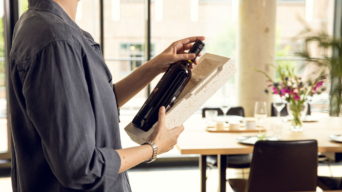 Statt Styropor: Plantera entwickelt rückstandslos kompostierbare Verpackung aus Maisgrieß und gewinnt Deutschen Verpackungspreis 2024 - Foto: presseportal.de