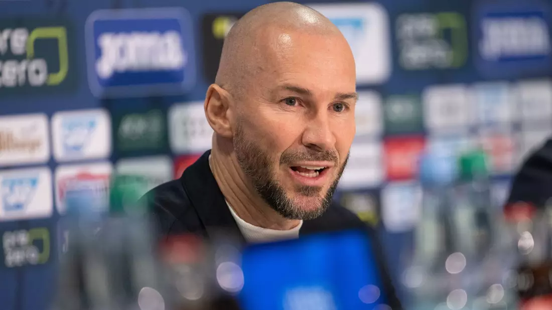 Voller Euphorie: Hoffenheims neuer Chefcoach Christian Ilzer   - Bild: Marijan Murat/dpa