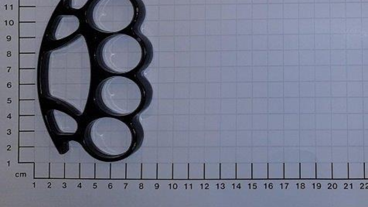 BPOL NRW: Hauptbahnhof Bielefeld - Bundespolizei beschlagnahmt Schlagring bei 15-Jährigem - Foto: presseportal.de