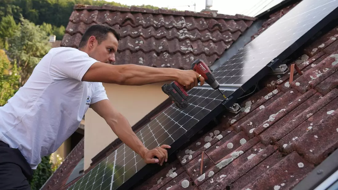 Unabhängig und nachhaltig: Max Wagner von der Max Wagner Autarkie GmbH über die Zukunft der PV-Branche - Bild: presseportal.de