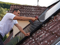 Unabhängig und nachhaltig: Max Wagner von der Max Wagner Autarkie GmbH über die Zukunft der PV-Branche - Foto: presseportal.de