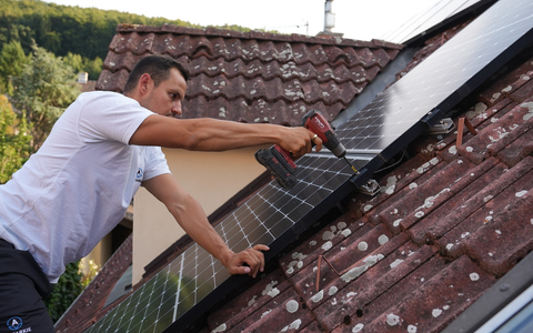 Unabhängig und nachhaltig: Max Wagner von der Max Wagner Autarkie GmbH über die Zukunft der PV-Branche - Foto: presseportal.de Unabhängig und nachhaltig: Max Wagner von der Max Wagner Autarkie GmbH über die Zukunft der PV-Branche - Foto: presseportal.de