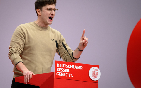 Juso-Chef Türmer pocht auf einen Parteitagsbeschluss für einen Kanzlerkandidaten. (Archivbild) - Foto: Bernd von Jutrczenka/dpa