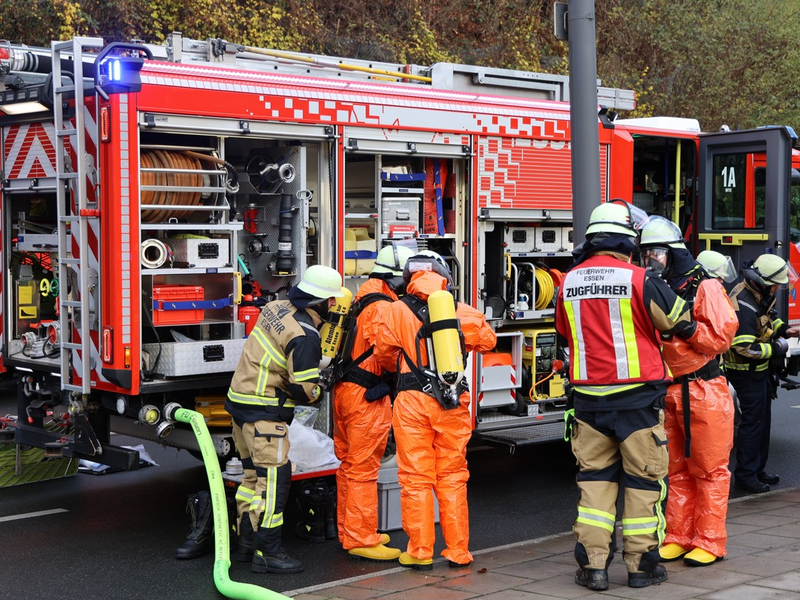 FW-E: Beißender Geruch löst Gefahrguteinsatz aus - keine Verletzten - Foto: presseportal.de