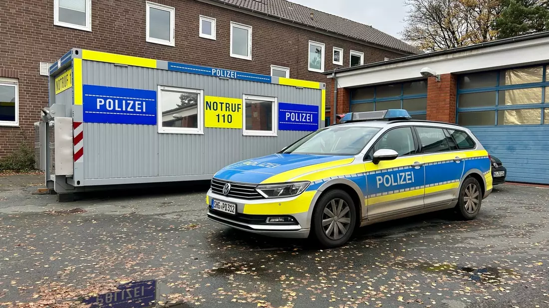 POL-NI: Nienburg - Fahrtüchtigkeit im Blick - Großkontrolle in Nienburg - Bild: presseportal.de