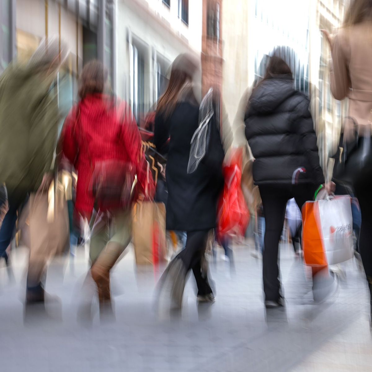 Viele Händler zieht es trotz Krise zu den Kunden in die Innenstädte. (Symbolbild) - Foto: Jan Woitas/dpa