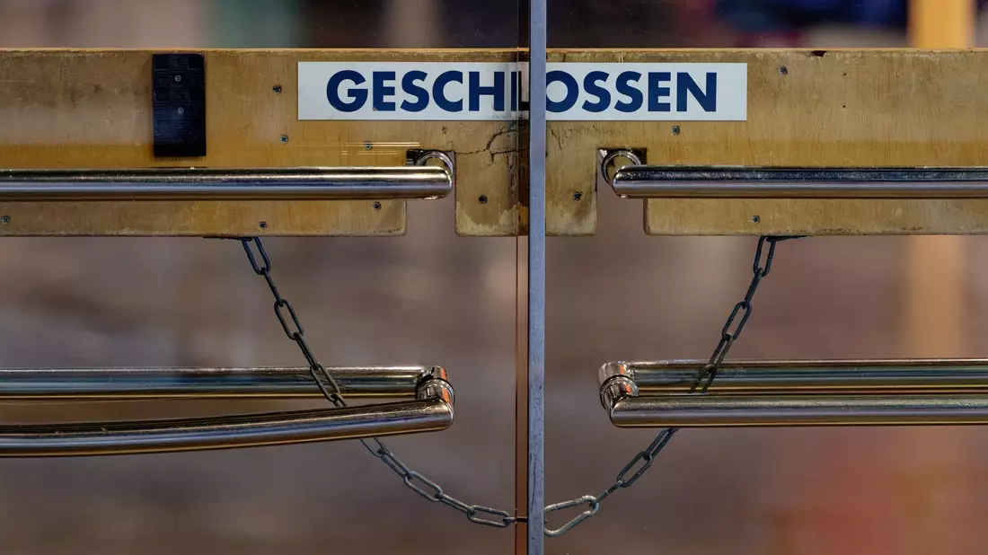 In den vergangenen Monaten mussten immer wieder Geschäfte ihre Türen für immer schließen - darunter auch Standorte der Warenhauskette Galeria. (Archivbild) - Bild: Henning Kaiser/dpa