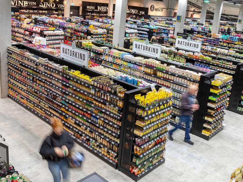 EDEKA eröffnet 100. NATURKIND-Welt - Foto: presseportal.de