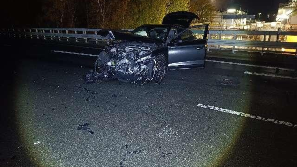 POL-NI: Nienburg - Alleinbeteiligter PKW verunfallt aufgrund überhöhter Geschwindigkeit / hoher Sachschaden - Foto: presseportal.de