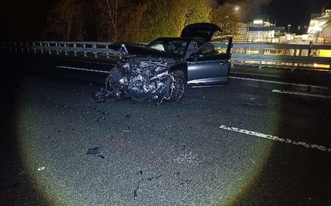 POL-NI: Nienburg - Alleinbeteiligter PKW verunfallt aufgrund überhöhter Geschwindigkeit / hoher Sachschaden - Foto: presseportal.de