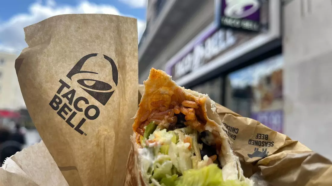 Die Fast-Food-Kette wird die erste Filiale in Deutschland anders als geplant doch nicht in diesem Jahr eröffnen. - Bild: Julia Kilian/dpa