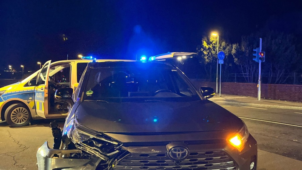 POL-DN: Zwei Leichtverletzte bei Unfall in Jülich - Foto: presseportal.de