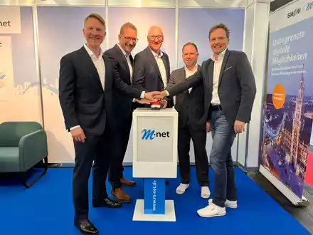 M-net führt echte 800 Gigabit-Übertragung im Glasfaser-Backbone ein - Foto: presseportal.de
