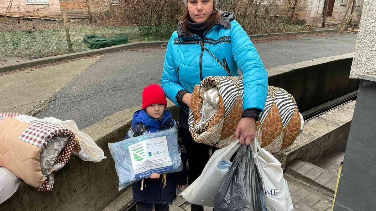 Zerstörte Infrastruktur und eisige Temperaturen: Millionen Menschen in der Ukraine brauchen dringend Hilfe / 