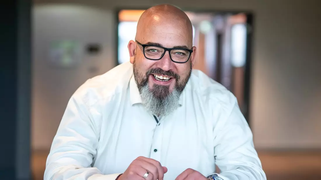 Sascha Luike von LL Consulting: Sicherheitsvorschriften verständlich erklärt und Ausschreibungen professionell begleitet - Bild: presseportal.de