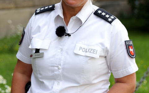 POL-H: Amtswechsel im Polizeikommissariat (PK) Wunstorf: Thomas Broich in den Ruhestand verabschiedet - Britta Schwarz als neue Leiterin eingeführt - Foto: presseportal.de