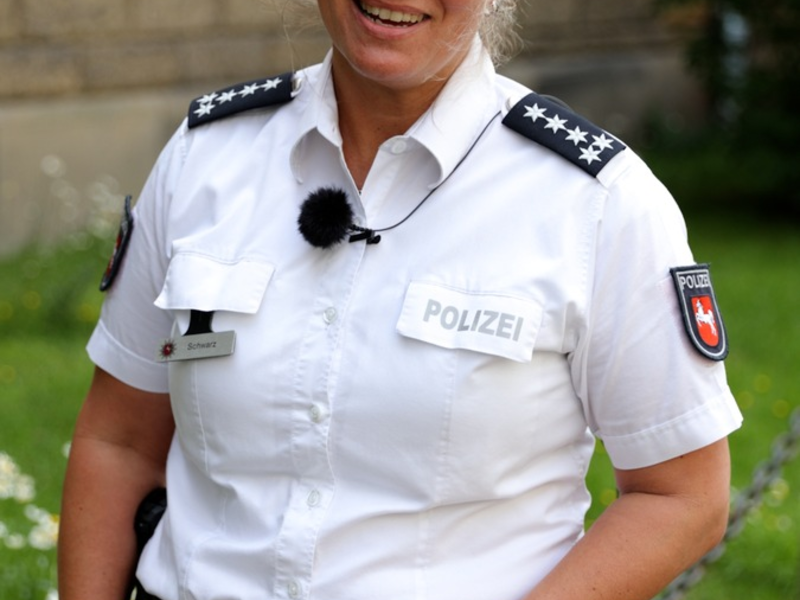 POL-H: Amtswechsel im Polizeikommissariat (PK) Wunstorf: Thomas Broich in den Ruhestand verabschiedet - Britta Schwarz als neue Leiterin eingeführt - Foto: presseportal.de