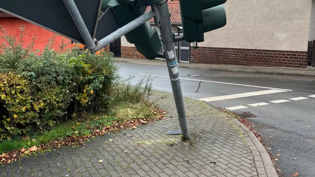 LPI-EF: Zeugen nach Verkehrsunfallflucht in Linderbach gesucht - Bild: presseportal.de