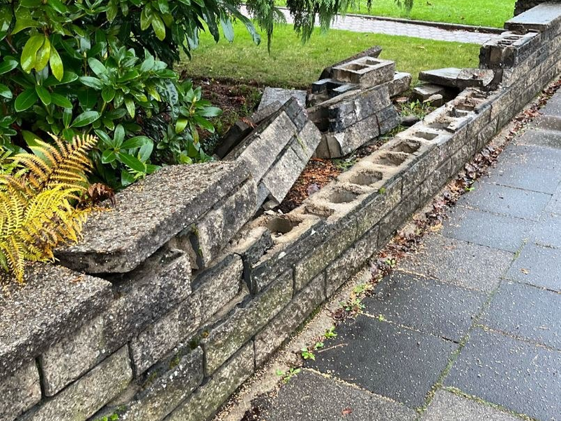 POL-BN: Meckenheim: Mauer beschädigt - Polizei bittet um Hinweise nach Verkehrsunfallflucht - Foto: presseportal.de